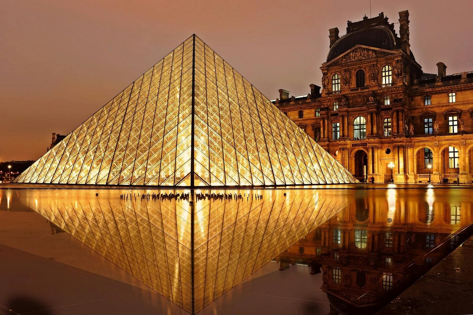 Top 20 places to see in Paris. France